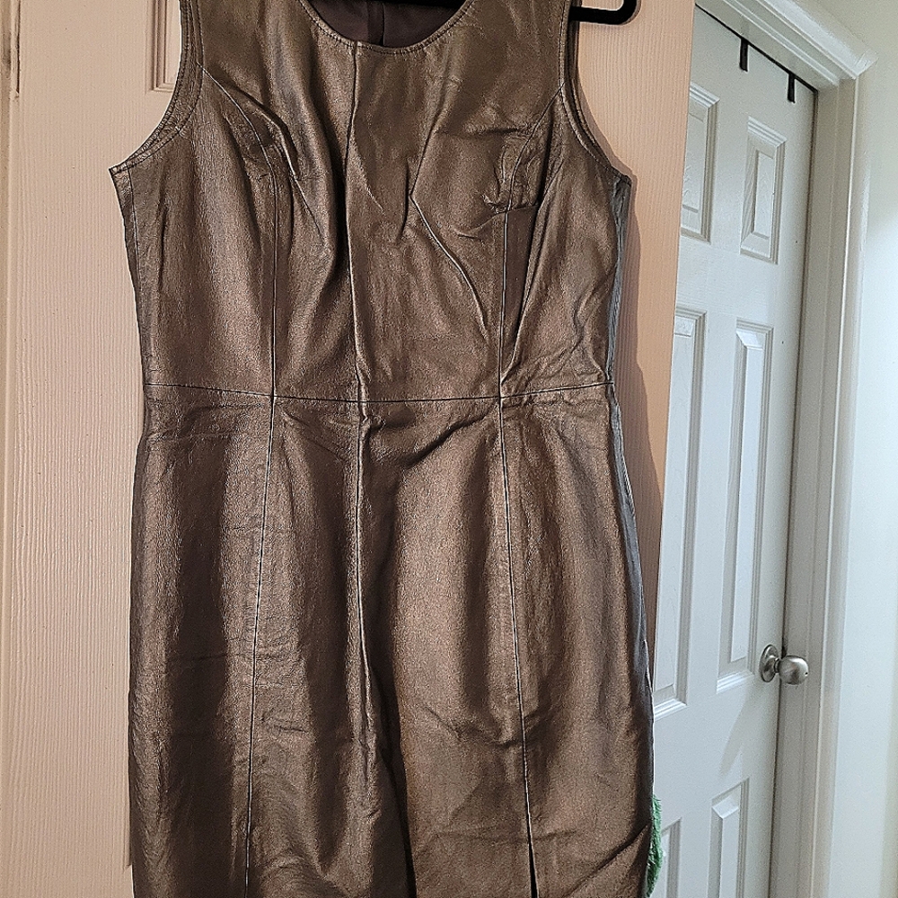 DRESS- David Benjamin, size 16, gray, 100% leather, side slit, above knee